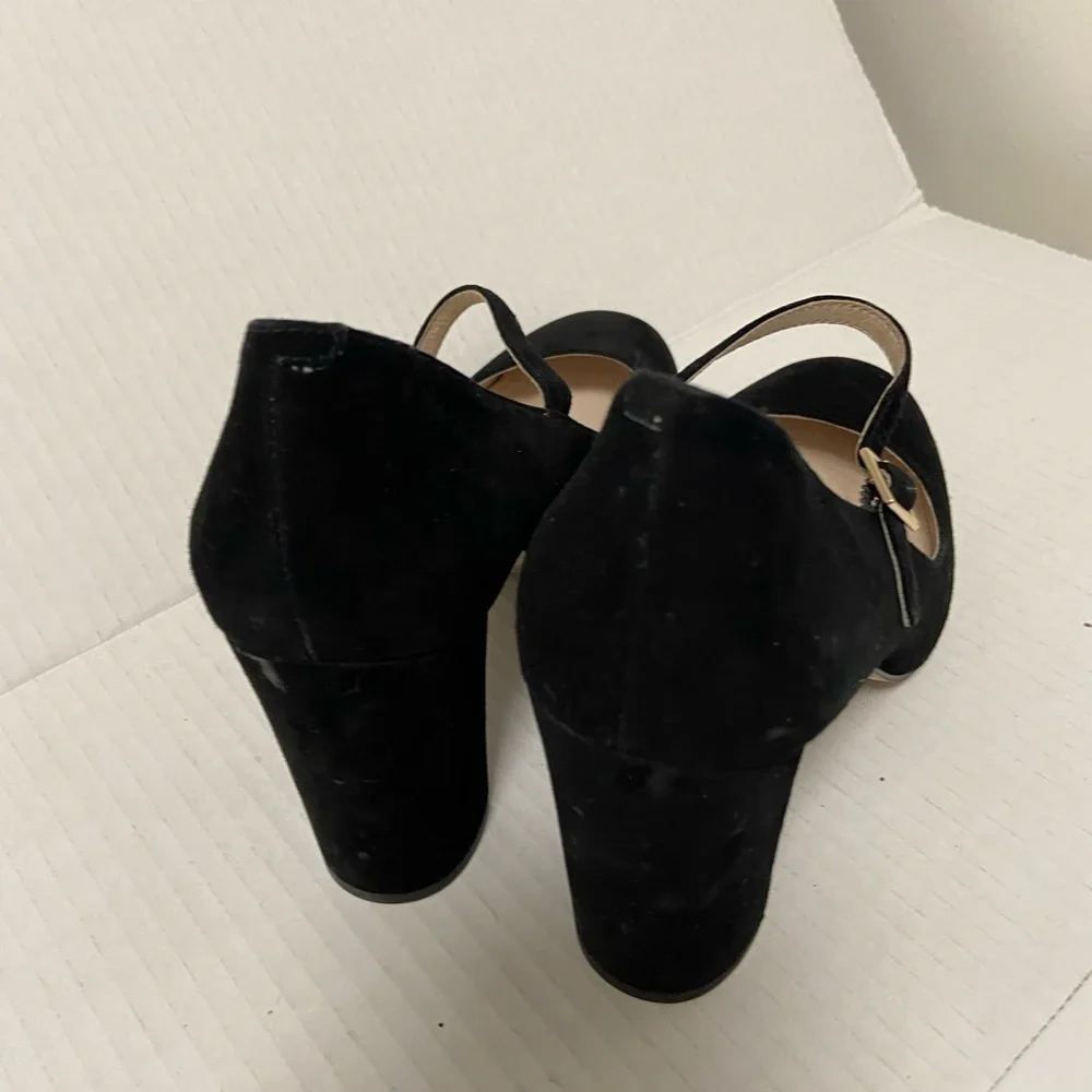 Louise Et Cie black maryjane sandals sz 7.5 Korrie Black Leather closed toe